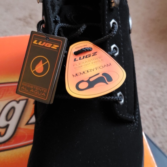 Boots size 9 - Picture 4 of 5